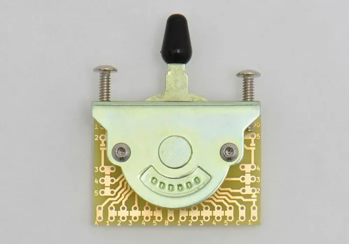 Eyb Megaswitch 3.0, Version M PU-Universal-Schalter