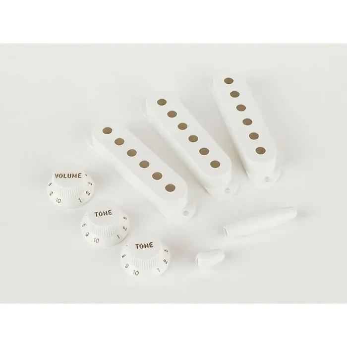 Fender Genuine Replacement Part Pure vintage ‘50s Stratocaster®, accessory kit, eggshel
