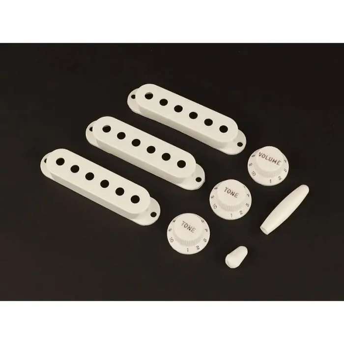 Fender Genuine Replacement Part pure vintage ‘60s Stratocaster, accessory kit, vintage white