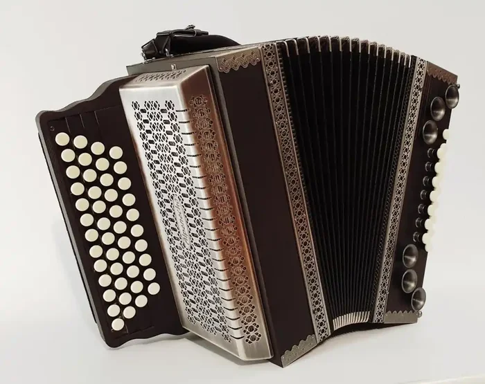 Makassar/Altsilber 36