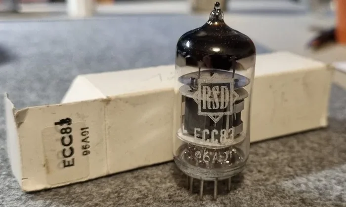 RSD ECC83 Doppeltriode