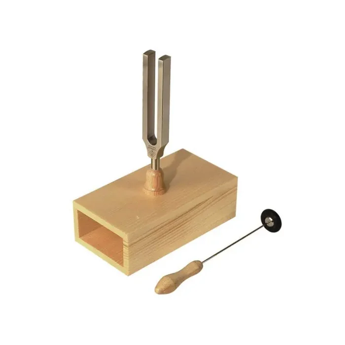 Wittner stemvork a-440 Hz. met houten klankkast, 7×13 mm., met klopper